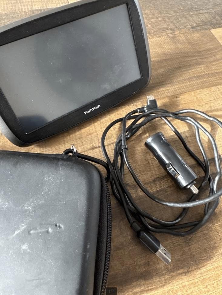 TomTom start 60 Navigatiesysteem met accessoires, Auto diversen, Autonavigatie, Ophalen of Verzenden, Zo goed als nieuw