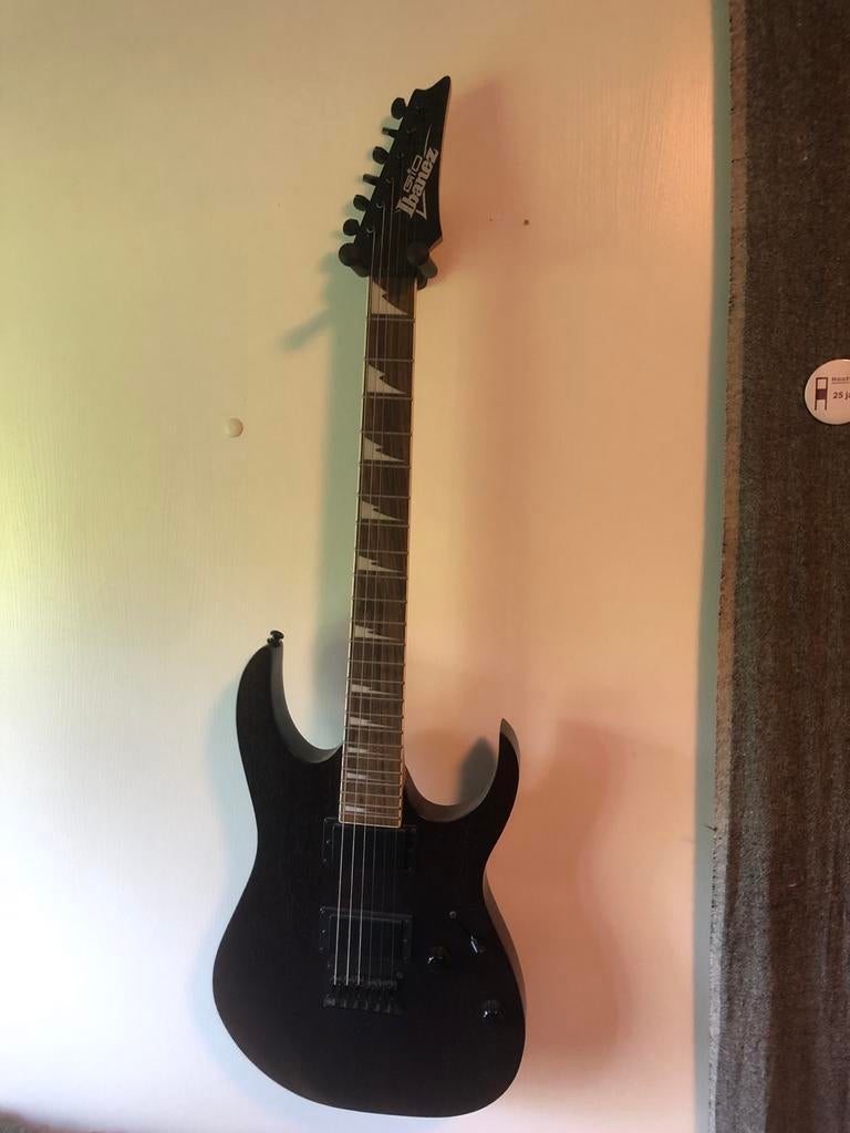 Ibanez Gio Gitaar met Versterker en Accessoires, Ophalen, Gebruikt