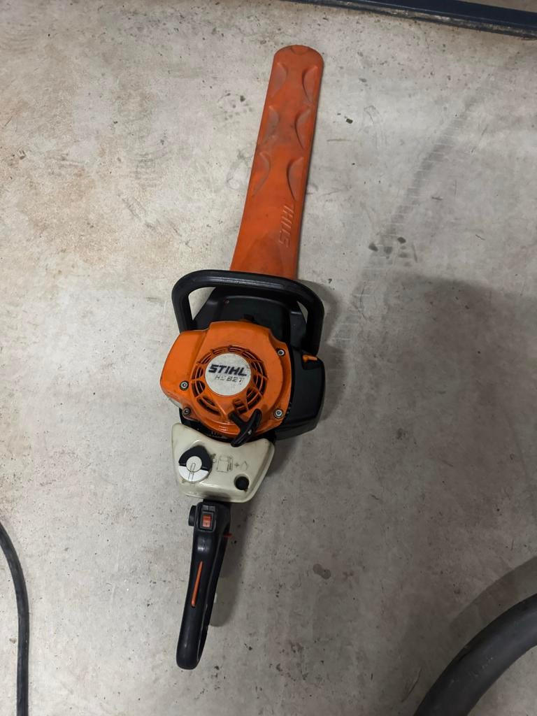 Stihl HS 82 T Motorheggenschaar - Krachtig en Betrouwbaar, Ophalen of Verzenden, Gebruikt, Benzine