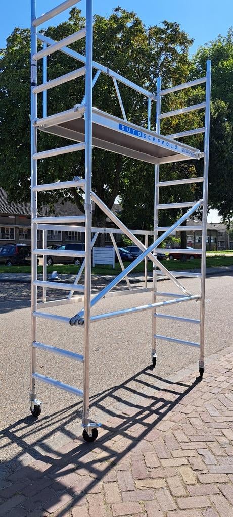 Rolsteiger werkhoogte 5 mtr, Doe-het-zelf en Verbouw, Steigers, Nieuw, Ophalen of Verzenden, Rolsteiger of Kamersteiger, 5 meter of hoger