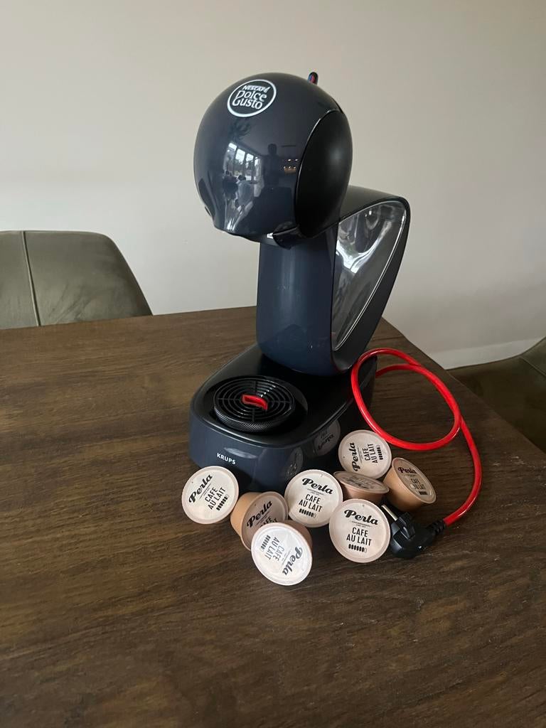 Dolce Gusto Infinissima - Prima Staat + Cups, Witgoed en Apparatuur, Koffiezetapparaten, Ophalen, Koffiemachine, Zo goed als nieuw