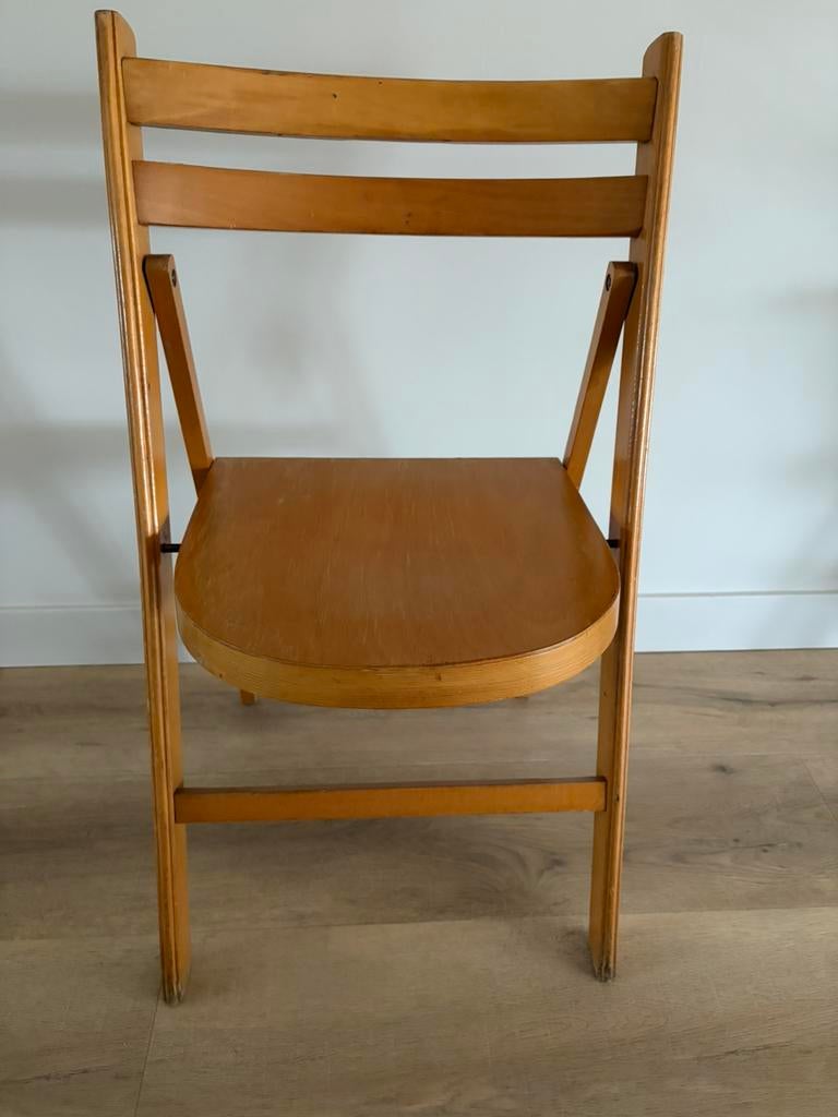 Houten klapstoel uit de jaren 80, Ophalen, Zo goed als nieuw, Bruin, Eén