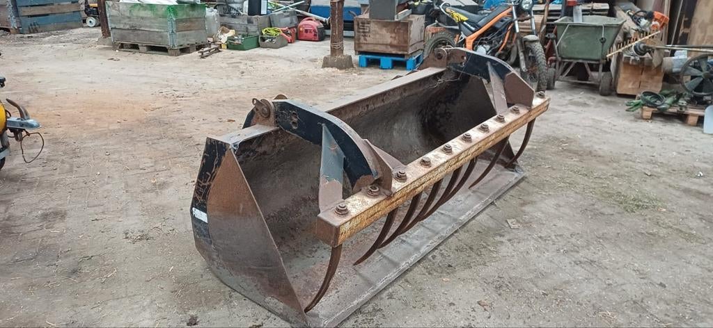 Schijvenmaaier.  Kemppi lasapparaat mig/mag, Ophalen