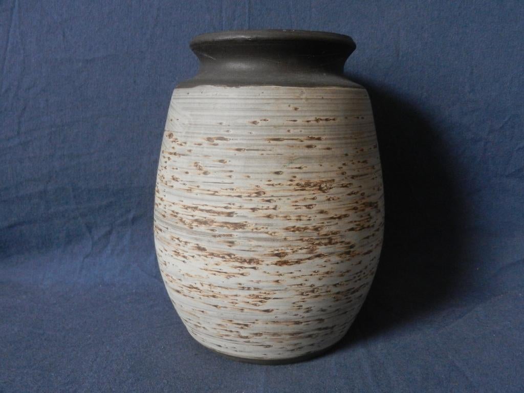 Aardewerk vaas met boombast / berkenbast Ravelli h. 17,5 cm, Ophalen of Verzenden