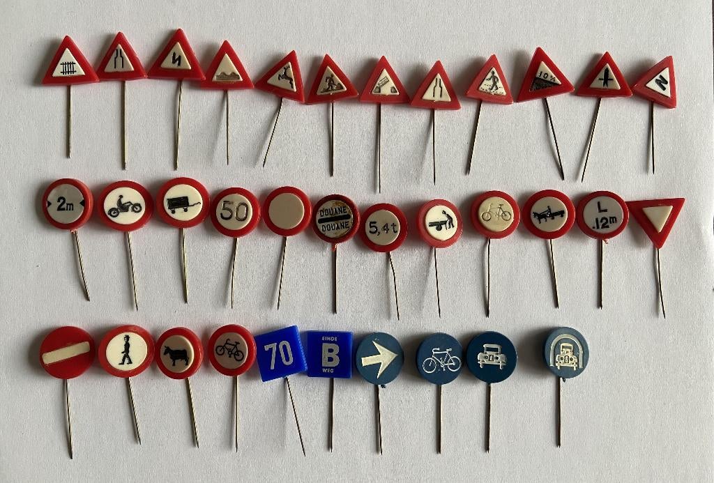 Diverse Speldjes Verkeersborden Sprookjes etc. 1960s, Ophalen of Verzenden, Gebruikt, Overige onderwerpen