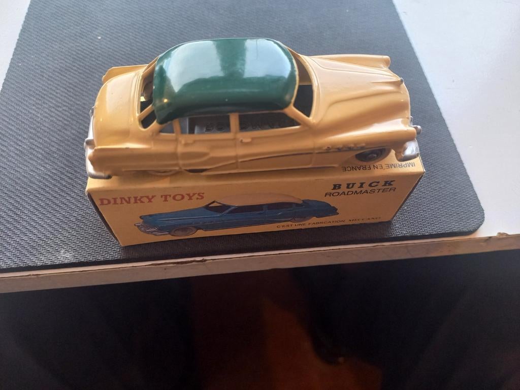 Dinky Toys Buick Roadmaster, Ophalen of Verzenden, Zo goed als nieuw, Auto, Dinky Toys