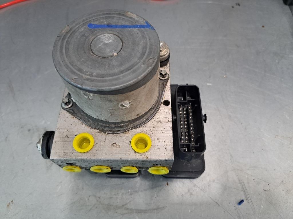 Renault ABS pomp 2265106516, Auto-onderdelen, Ophalen of Verzenden, Gebruikt, Renault