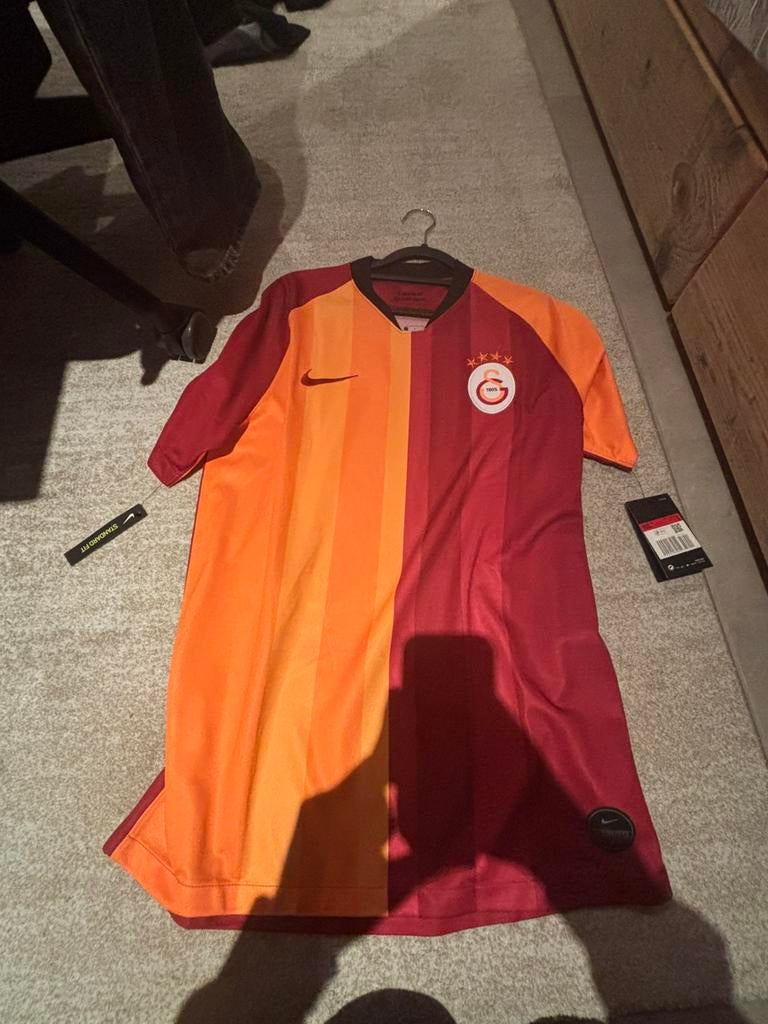 BNWT Galatasaray 2019-2020 Thuis Tenue, Maat L, Ophalen of Verzenden, Nieuw, Shirt