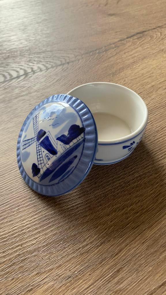 Delfts Blauw Trinketdoosje met Molen, Antiek en Kunst, Antiek | Keramiek en Aardewerk, Ophalen