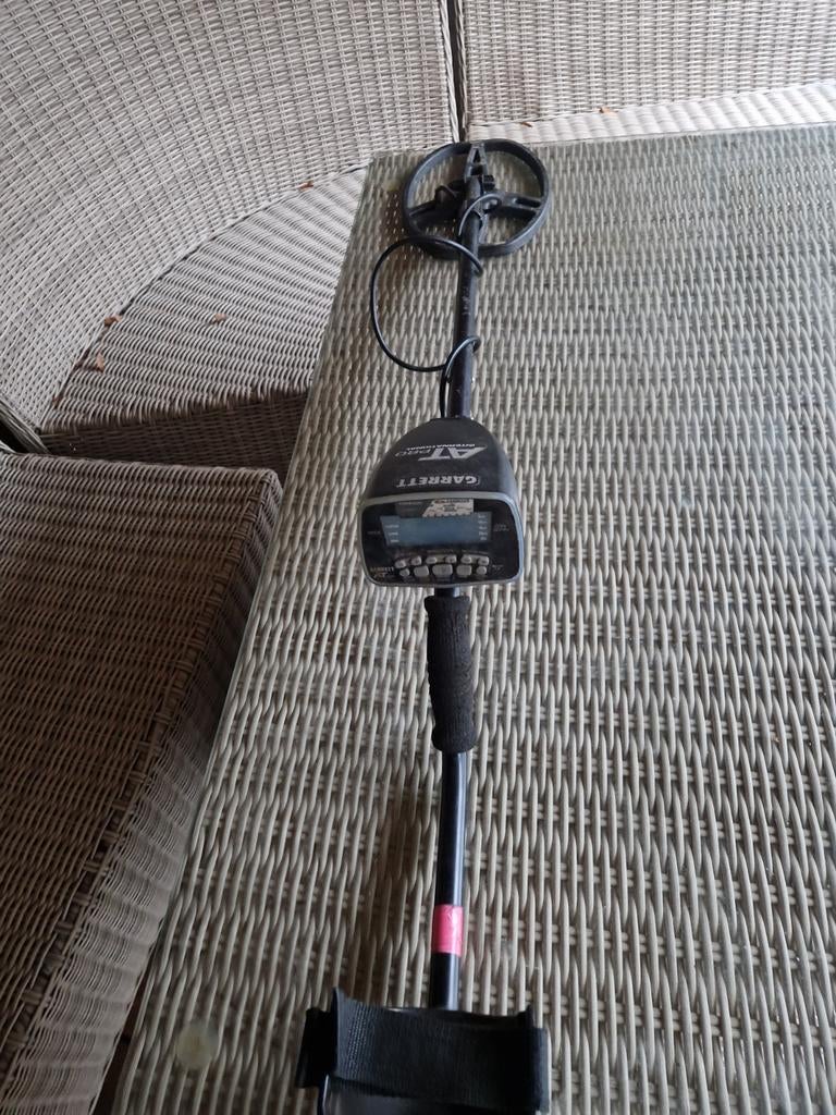 Garrett AT Pro metaaldetector - Goede staat, Hobby en Vrije tijd, Metaaldetectors, Garrett, Gebruikt, Meer dan 30 cm, Ophalen of Verzenden