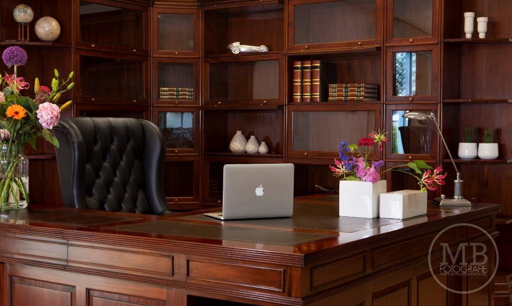 Mahonie Boekenkast 225cm met glazen deurtjes-messingbeslag, Huis en Inrichting, Kasten | Boekenkasten, Ophalen, Met klep(pen)