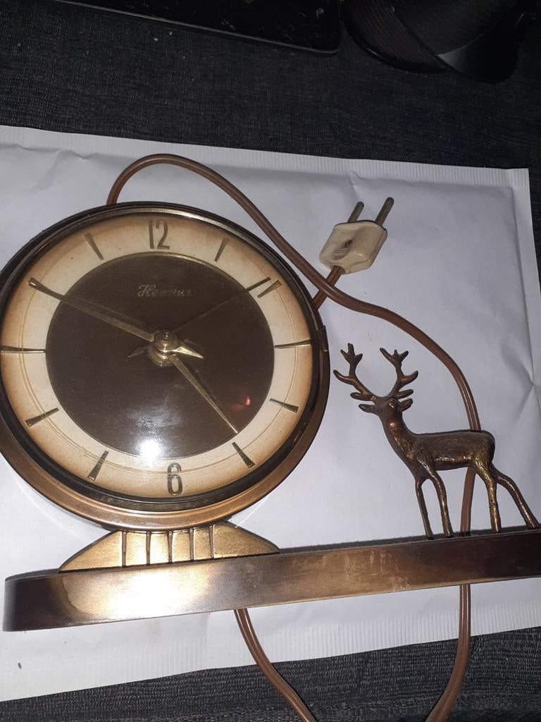 Vintage Hesma Wandklok met Hert Ornament, Antiek en Kunst, Ophalen of Verzenden