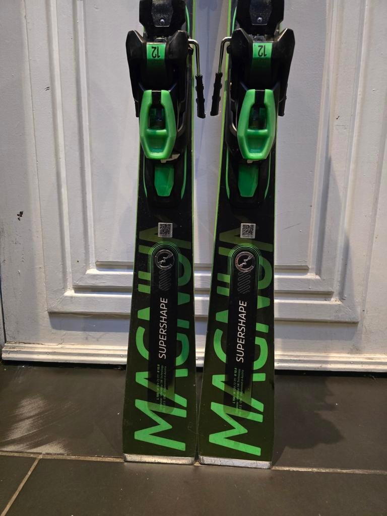 156cm HEAD E MAGNUM WORLDCUP SW 24/25 NP1000€, Sport en Fitness, Skiën en Langlaufen, 140 tot 160 cm, Ophalen of Verzenden, Zo goed als nieuw