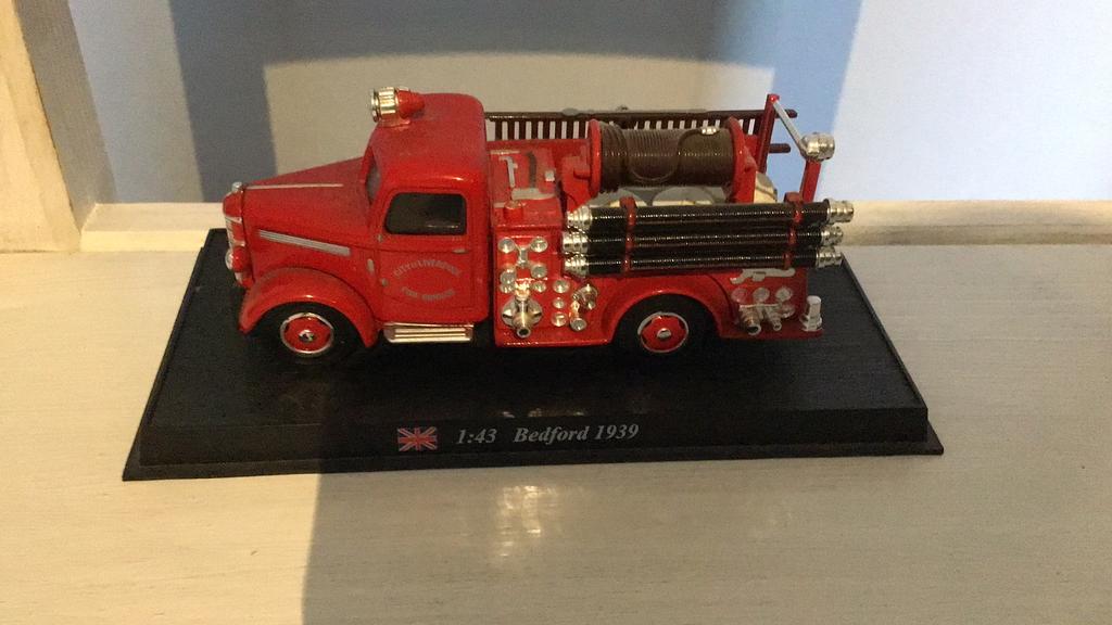 Bedford 1939, Ophalen of Verzenden, Zo goed als nieuw, Bus of Vrachtwagen, Dinky Toys