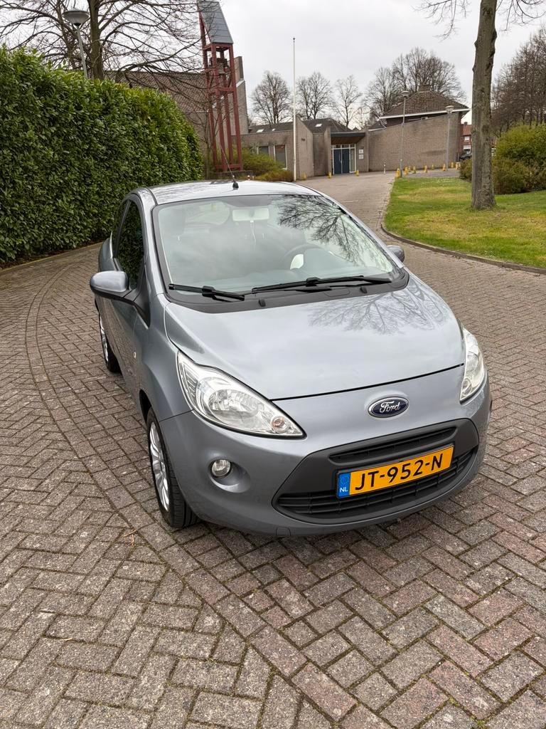 Ford Ka 1.2 2016 AIRCO / SENSOR / STOELVERWARMING, Auto's, Voorwielaandrijving, 1242 cc, 4 cilinders, 4 stoelen