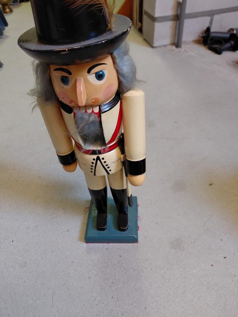 Noten kraker, Ophalen of Verzenden, Zo goed als nieuw, Dier