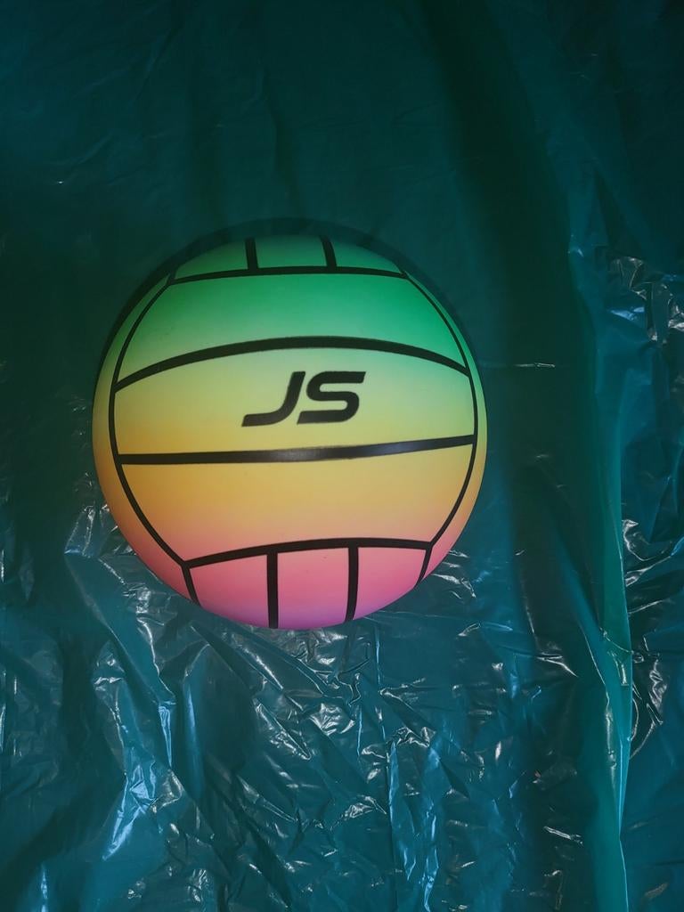 Kleurrijke JS Volleybal - Zo goed als nieuw, Verzenden, Zo goed als nieuw