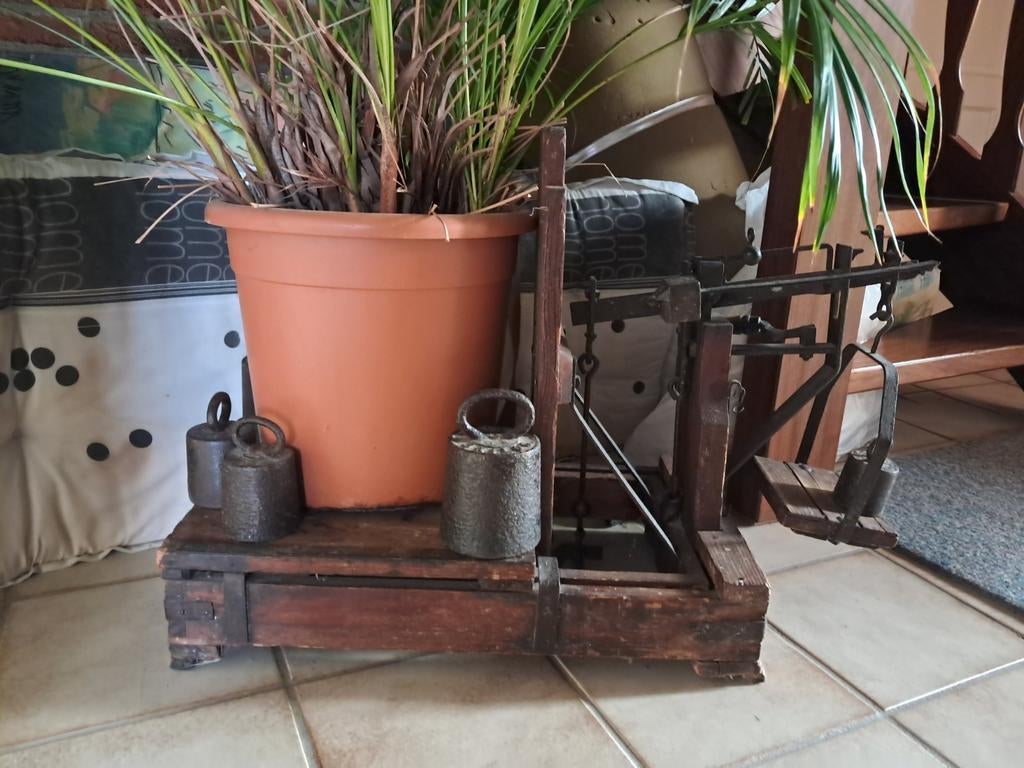 Oude bascule met gewichten, Ophalen of Verzenden