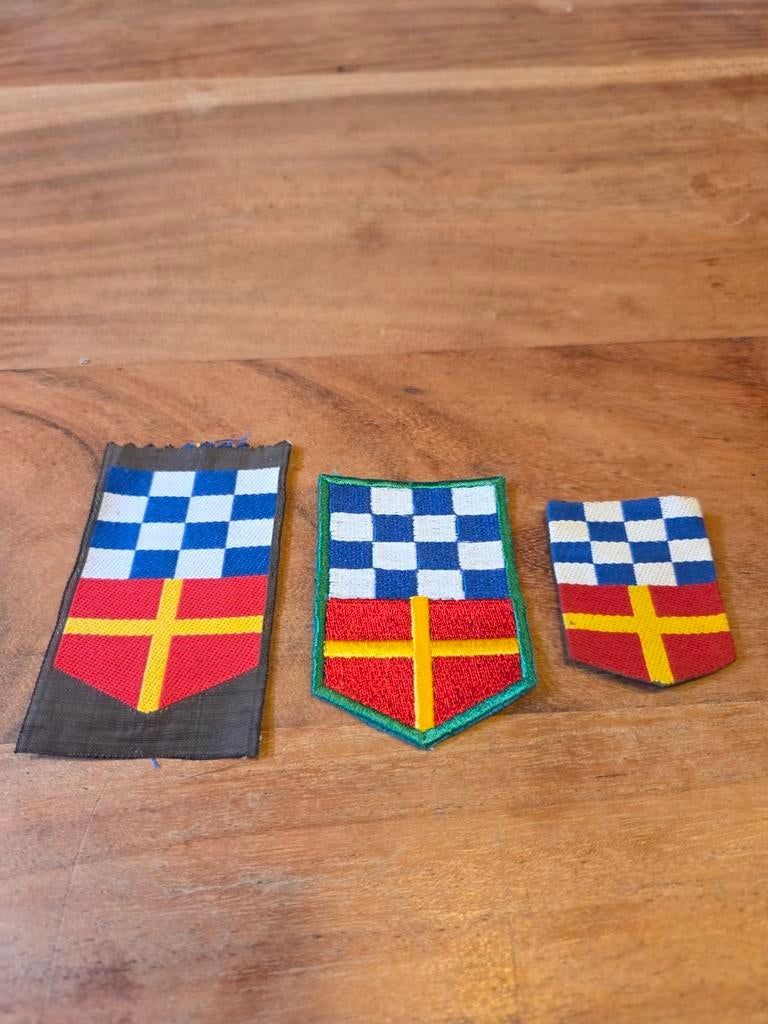 Kl emblemen nationale reserve, Verzamelen, Militaria | Algemeen, Ophalen of Verzenden, Landmacht, Nederland, Embleem of Badge