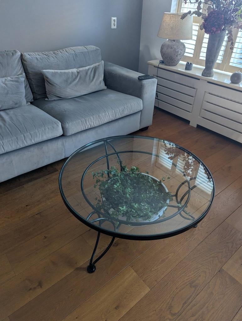 tafel met plantenbak, Ophalen, Gebruikt, Rond, 50 tot 100 cm