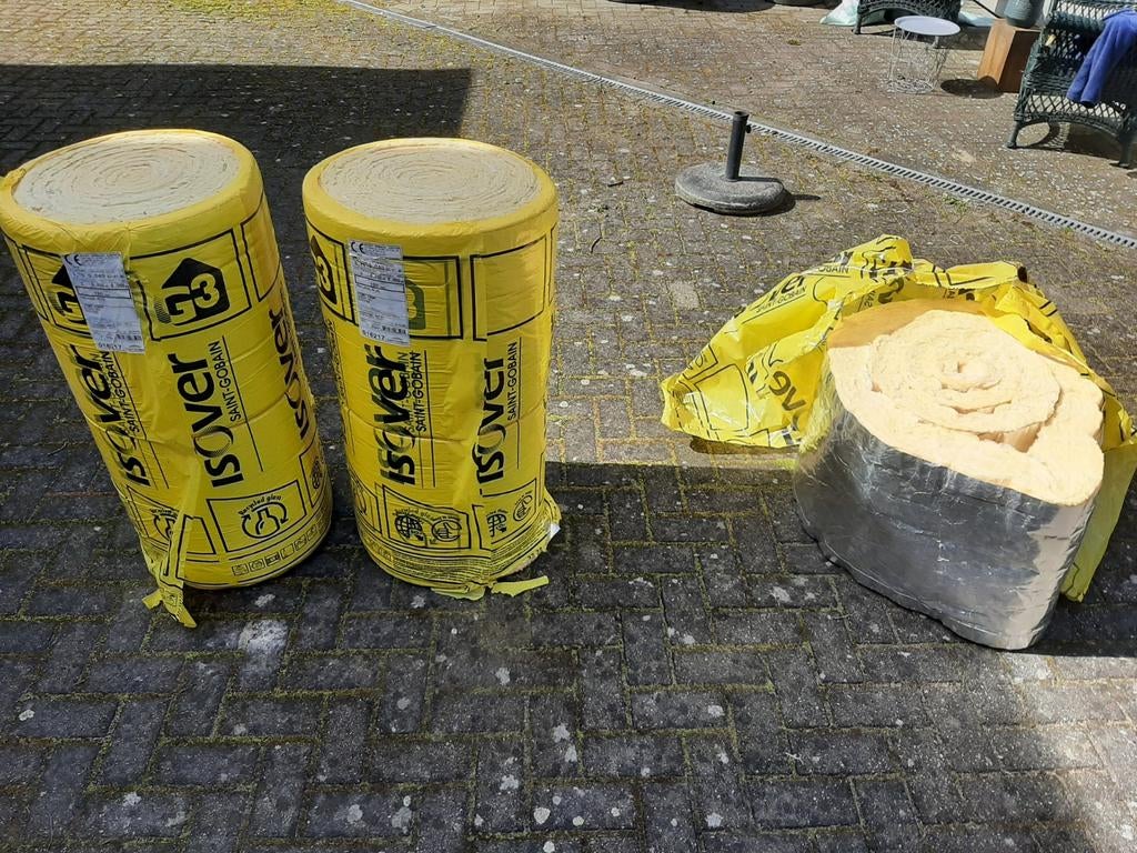 Glaswol isolatie met aluminiumfolie., Doe-het-zelf en Verbouw, Isolatie en Afdichting, Ophalen, 12 cm of meer, Nieuw, 15 m² of meer