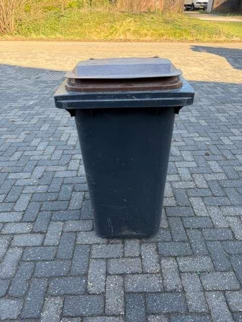 240 liter container Kliko afvalbak, Kunststof, Niet ingevuld, 40 liter of meer, Zo goed als nieuw