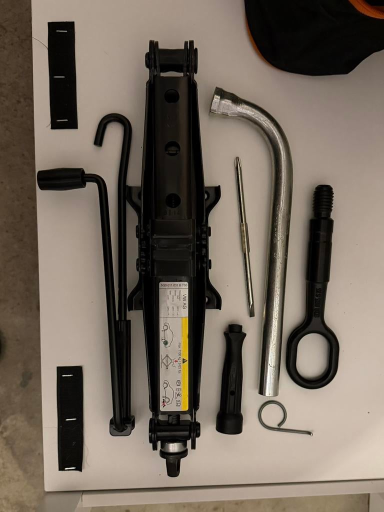 Krikset voor VW Golf, Skoda Octavia, Seat Leon (2013>), Ophalen of Verzenden, Manueel, Schaarkrik