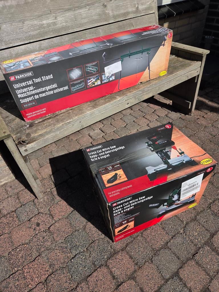 Nieuw in doos!!! Parkside afkortzaag en universeel onderstel, Doe-het-zelf en Verbouw, Gereedschap | Zaagmachines, Ophalen, 70 mm of meer