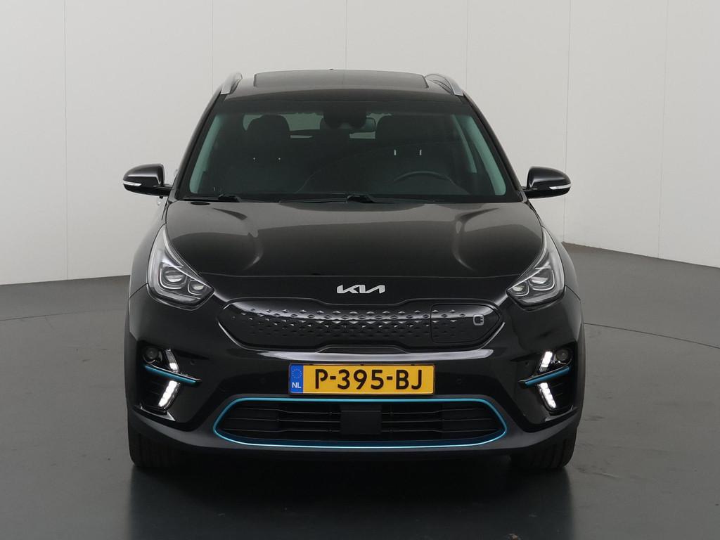 Kia e-Niro ExecutiveLine 64 kWh | SOH 96% | Schuif/Kanteldak, Auto's, Kia, Gebruikt, Zwart, 1712 kg, Zwart