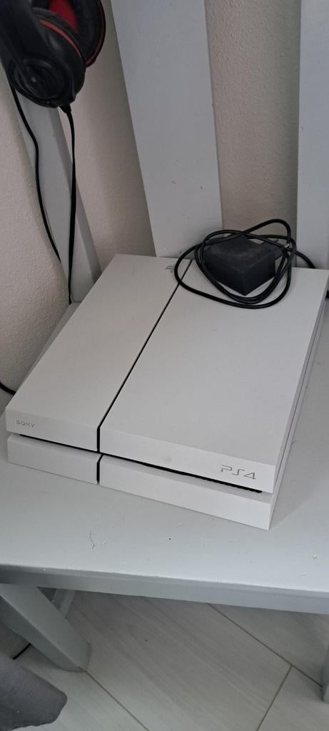 Witte PS4 met 2 controllers, Spelcomputers en Games, Spelcomputers | Sony PlayStation 4, Ophalen, Met 2 controllers, Original