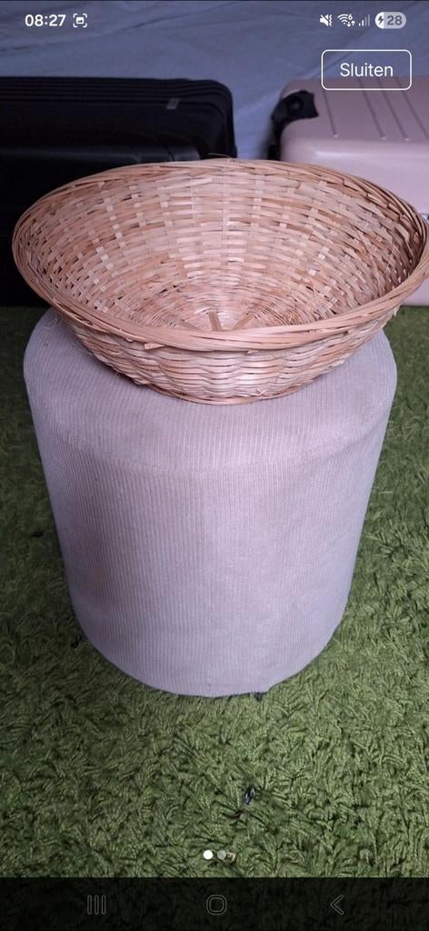 2 rieten mandjes, groot en klein, Huis en Inrichting, Woonaccessoires | Schalen en Manden, Ophalen of Verzenden