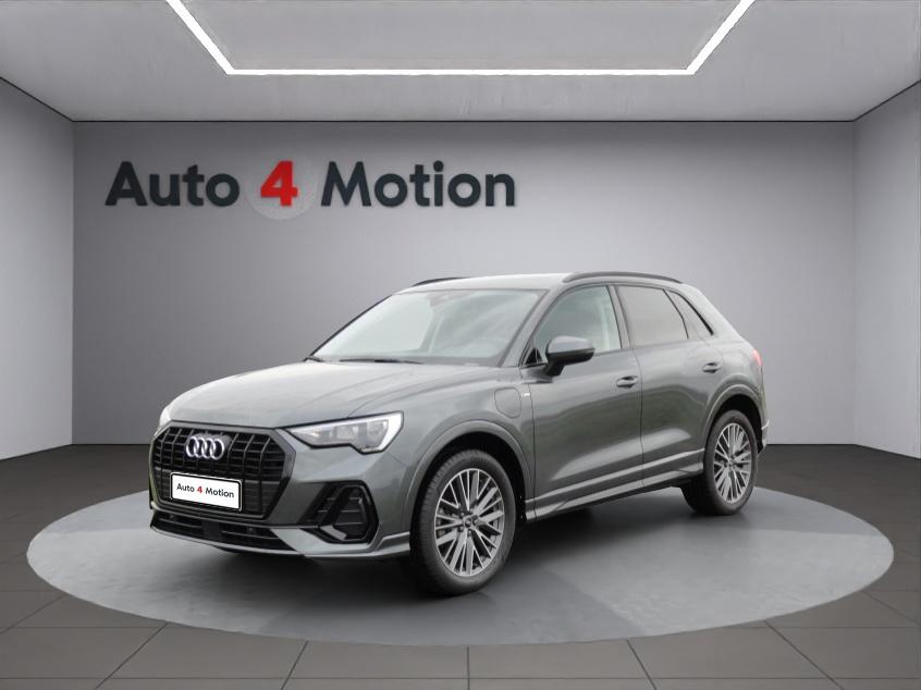 Audi Q3 45 TFSI e S-line Full LED I NAVIG I PANO I LEER, Gebruikt, Euro 6, 150 pk, Plug-in hybride