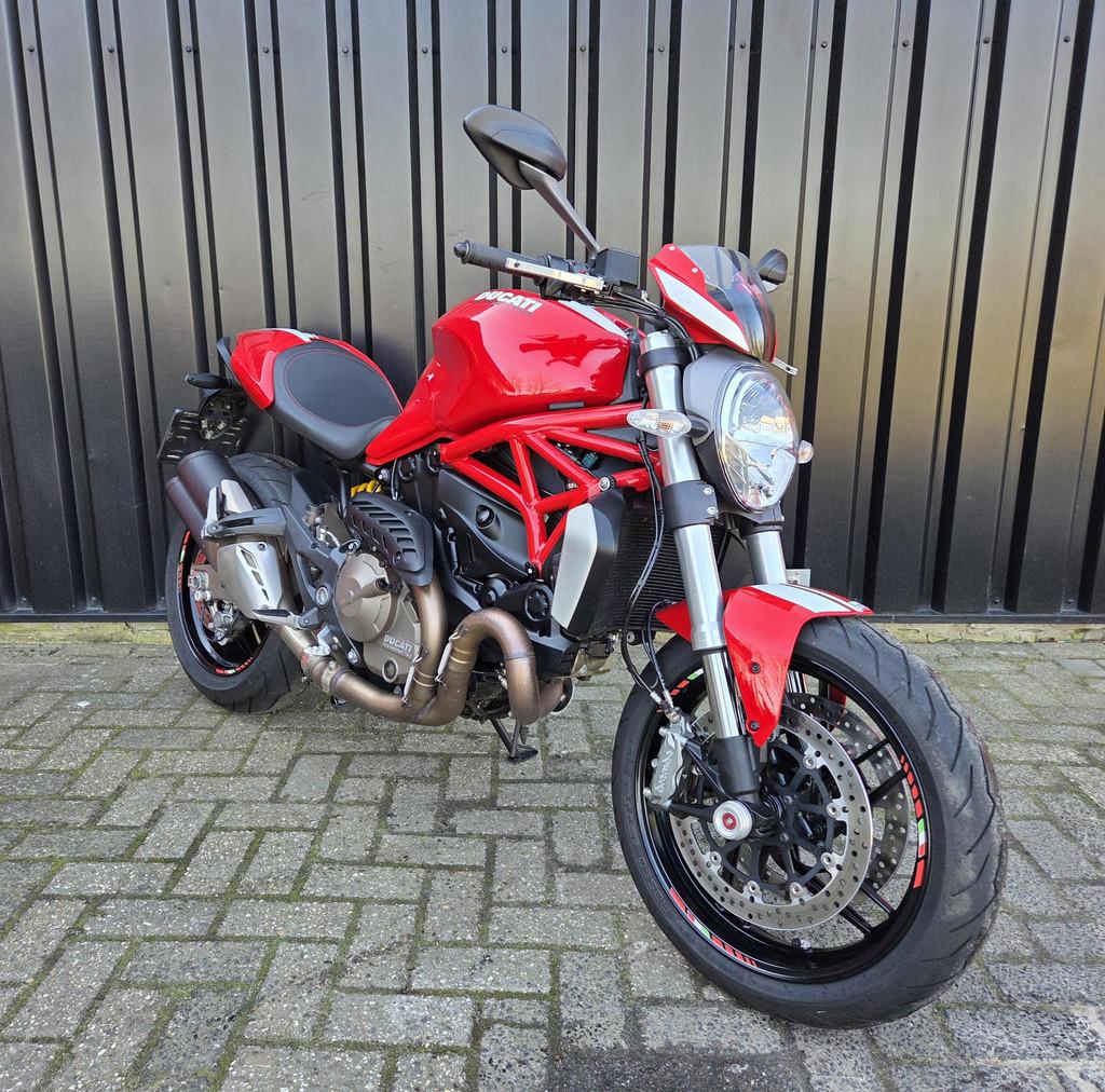 Ducati Monster 821 ABS - foto 3