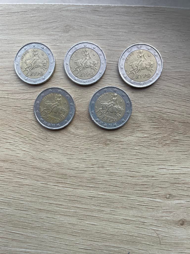 Vijf Griekse 2 euro munten uit 2002, Ophalen of Verzenden, Griekenland, 2 euro, Losse munt