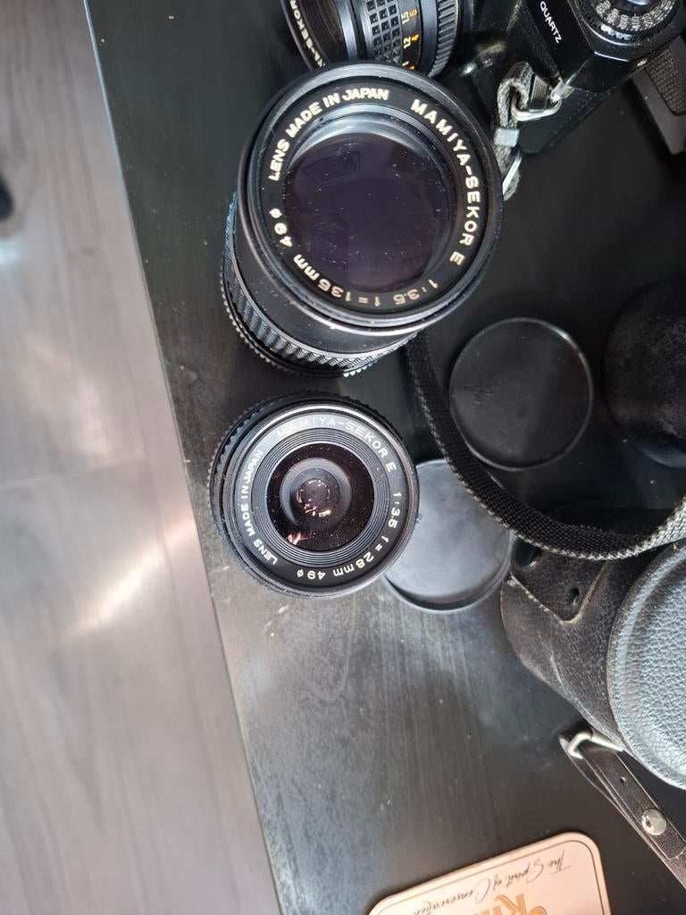 Mamiya Analoge Camera met 2 Lenzen en Draagtasjes, Audio, Tv en Foto, Fotocamera's Analoog, Ophalen of Verzenden, Gebruikt, Spiegelreflex
