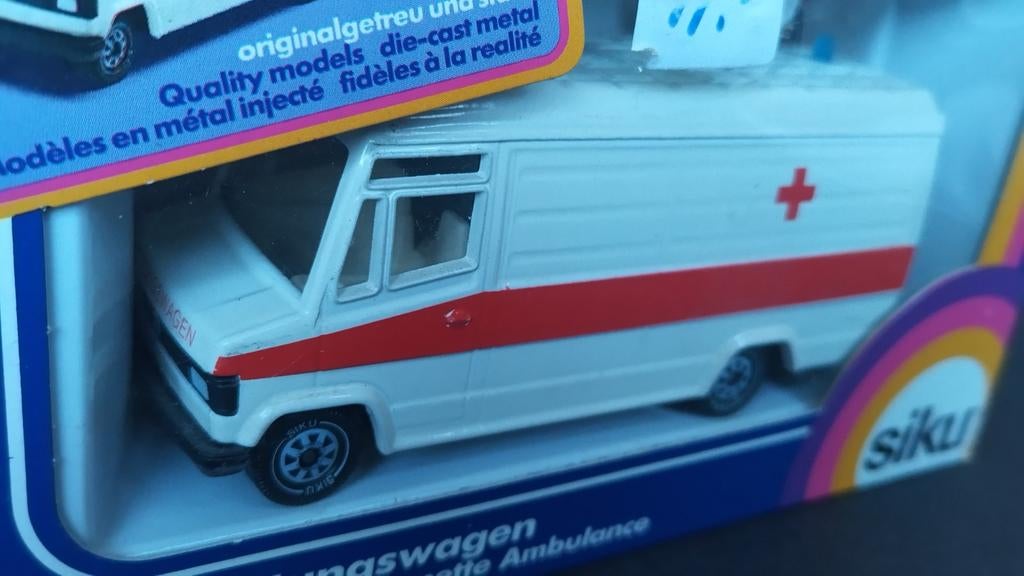 Mercedes Benz 809 d Ambulance 1:55 Siku 2011 Pol, Schlittenbacherstrasse 60 Lüdenscheid Germany, Auto, Verzenden, Siku@siku.de