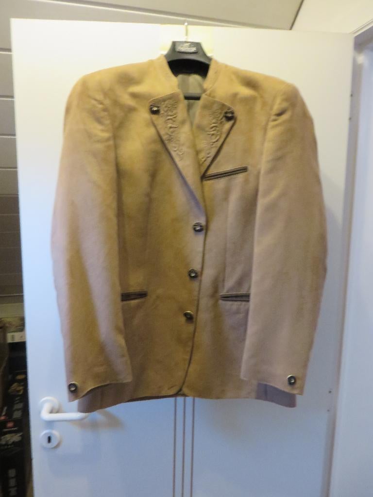 Tiroler kostuum jas in wildleder maat 48 bruin, Kleding | Heren, Onbekend, Maat 48/50 (M), Ophalen of Verzenden, Kleding