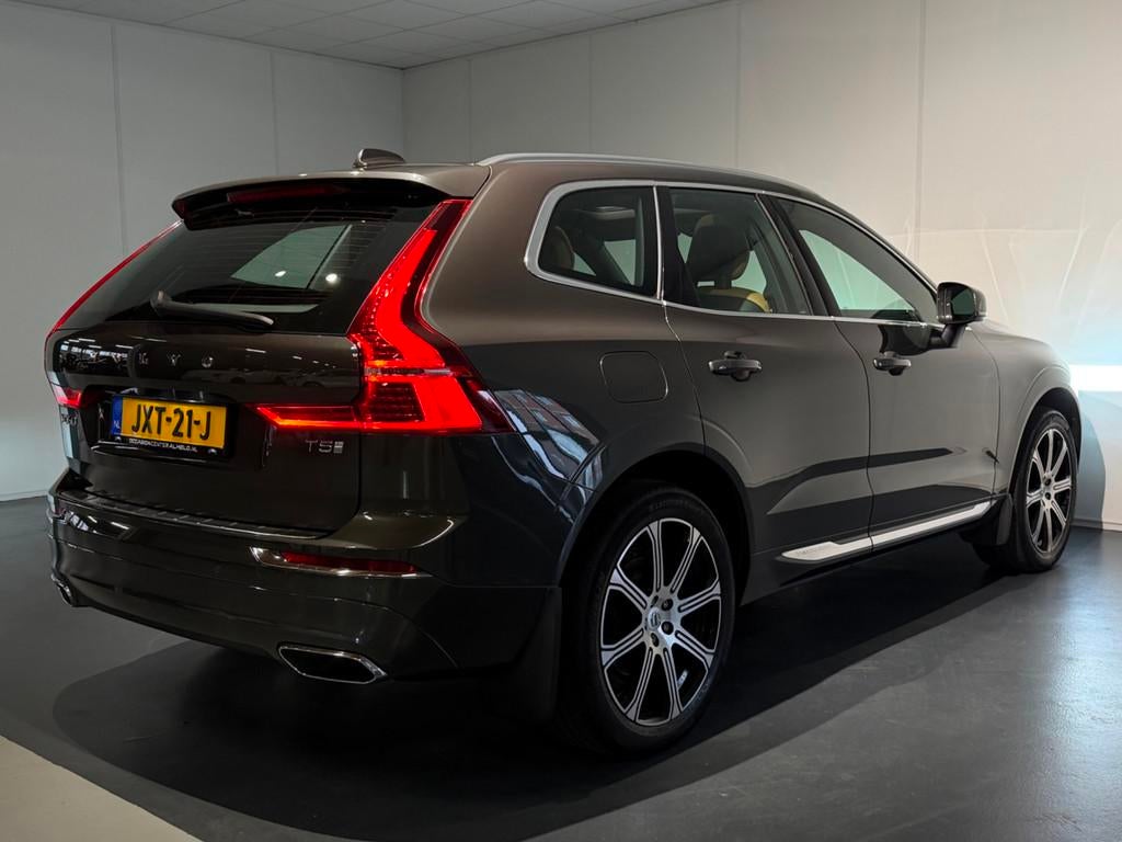 Volvo XC60 2.0 T5 Inscription AUT /Virtual/PANO/Keyless/Clim, Gebruikt, Euro 6, 4 cilinders, Bedrijf