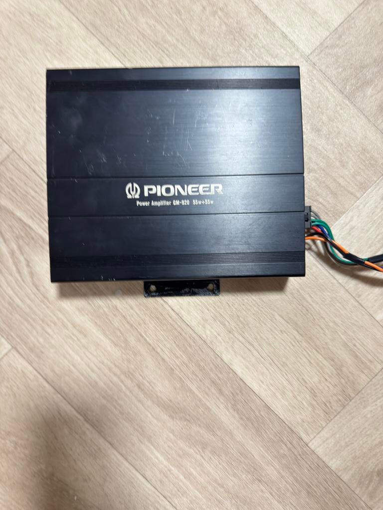 Pioneer GM-920 Power Amplifier 55W + 55W, Auto diversen, Autospeakers, Ophalen of Verzenden, Zo goed als nieuw