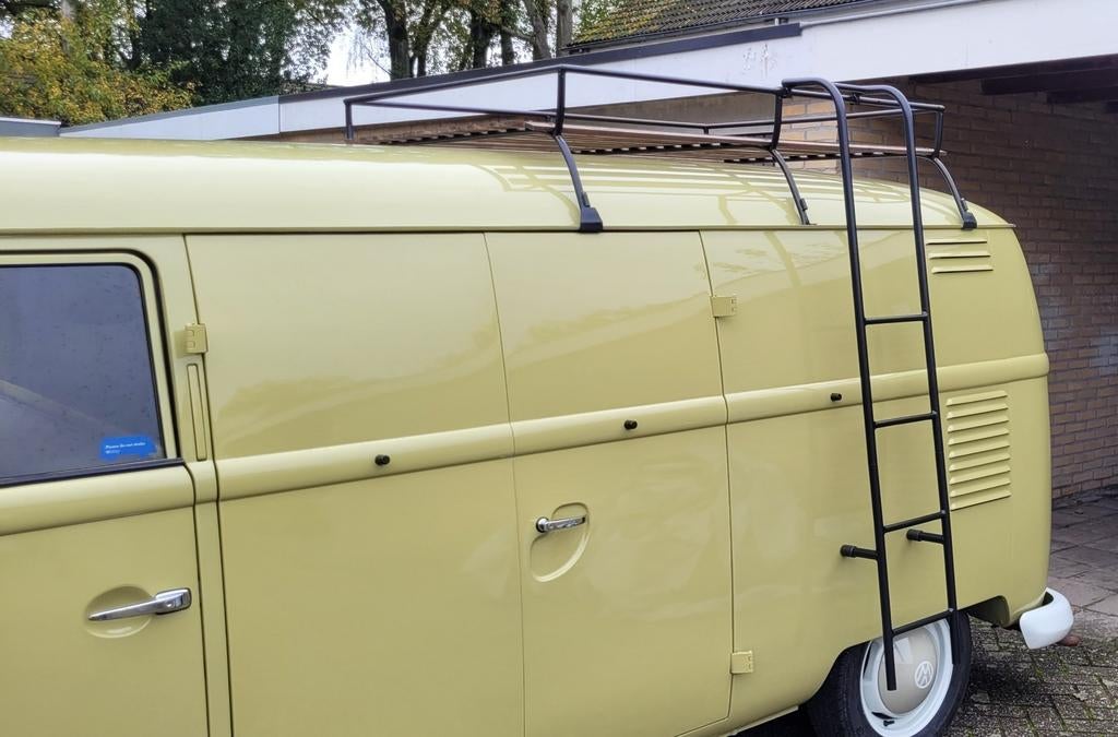 Dakrek met trapje voor VW T1 spijlbus, Ophalen