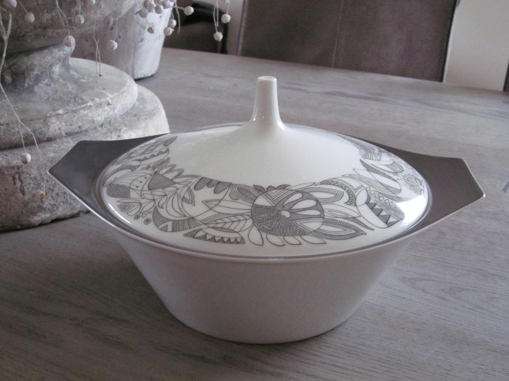 Rosenthal Studio Linie Hans Theo Baumann Dekschaal, Huis en Inrichting, Keuken | Servies, Keramiek, Ophalen of Verzenden, Overige stijlen