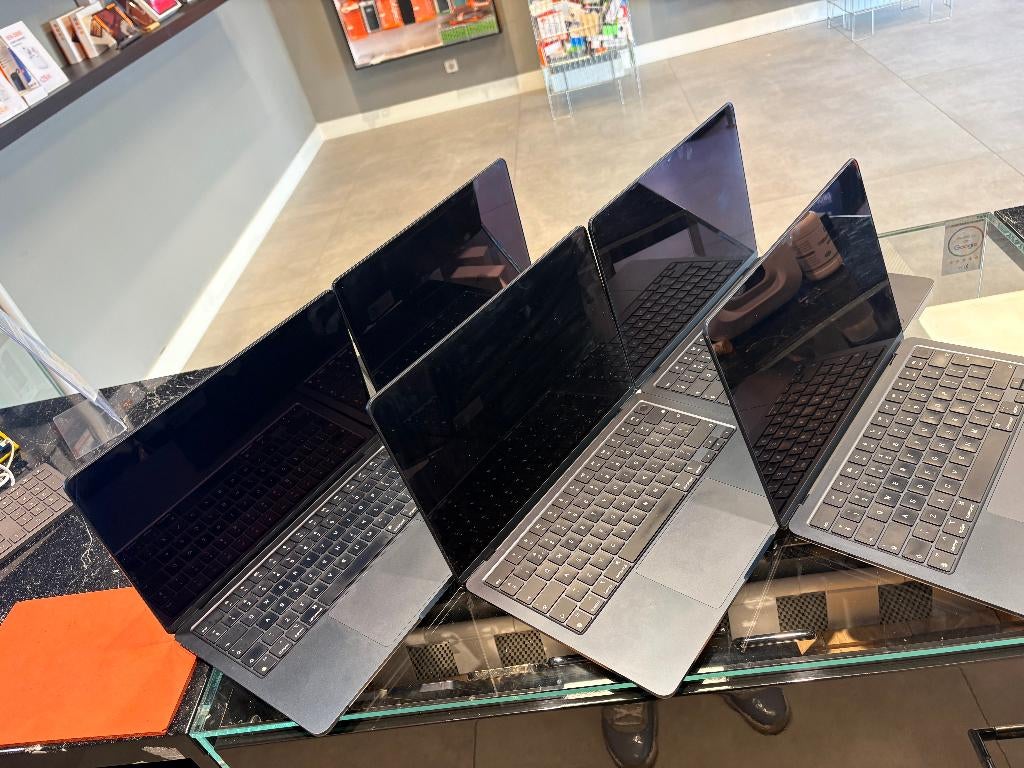 Apple MacBook Air 2022 | 13.6" | M2 256GB 2 Jaar Garantie, 256 GB, Qwerty, 8 GB, 13 inch