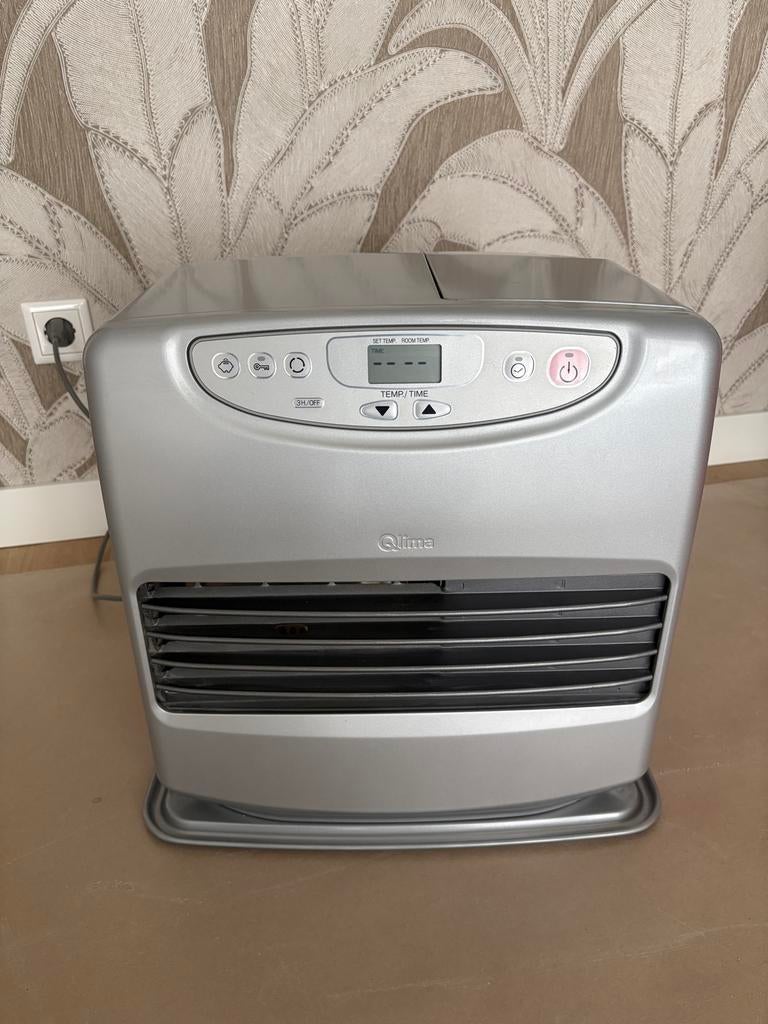 Qlima petroleumkachel SRE 8040 TC, Huis en Inrichting, Kachels, Ophalen, Gebruikt, Overige brandstoffen, Petroleumkachel