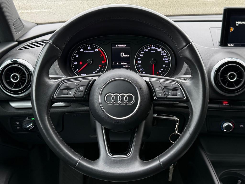 Audi A3 Limousine 1.4 TFSI CoD - ORG NL - CLIMATE CONTR - PA, Voorwielaandrijving, Gebruikt, 4 cilinders, 150 pk