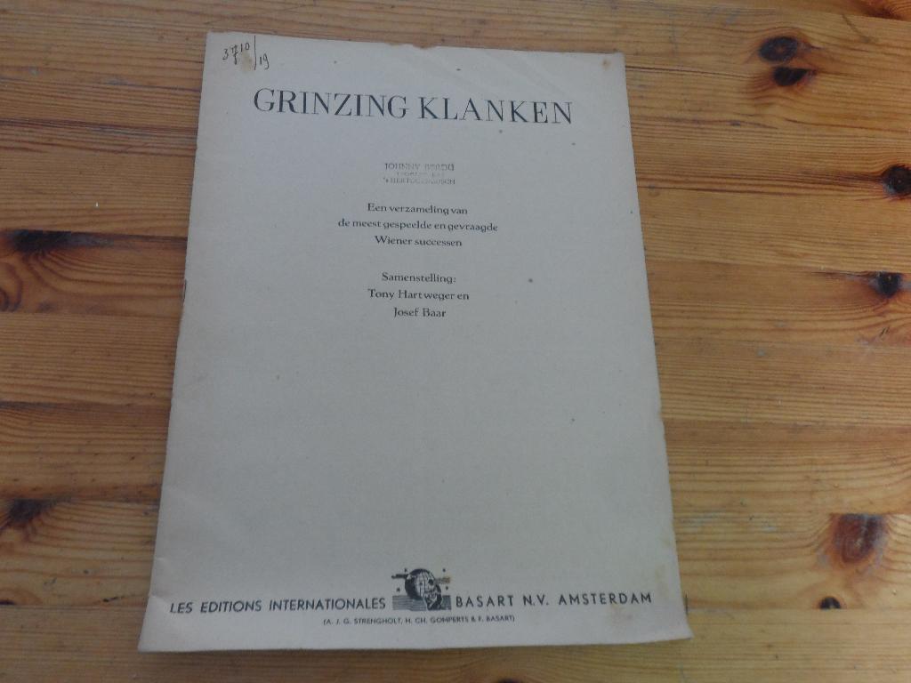 Grinzing klanken - hartweger / baar, Muziek en Instrumenten, Bladmuziek, Gebruikt, Gitaar, Ophalen of Verzenden, Artiest of Componist