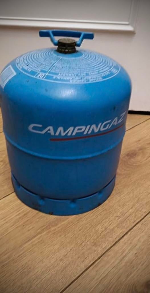 Campingaz / Campinggas 907 ; grootste fles met circa 1/4 gas, Caravans en Kamperen, Kampeeraccessoires, Ophalen of Verzenden, Zo goed als nieuw