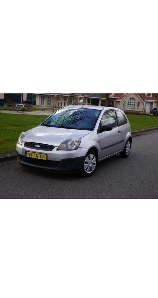 Ford Fiesta 1.3 – APK 12-2026 – AIRCO - Rijdt top, Auto's, 1299 cc, Stof, 40 €/maand, Origineel Nederlands
