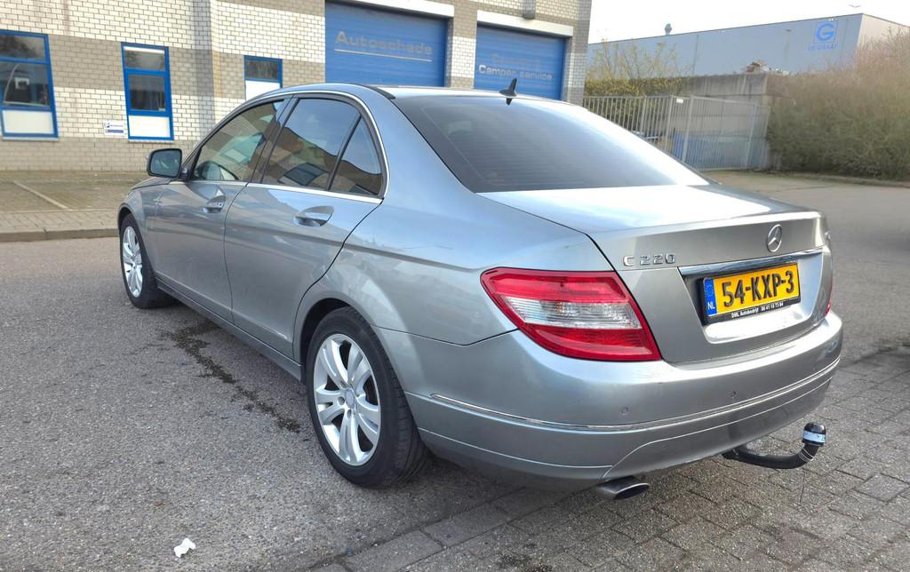 Mercedes-Benz C-klasse 220 CDI BlueEFFICIENCY, Auto's, Automaat, 4 cilinders, 1505 kg, Bedrijf