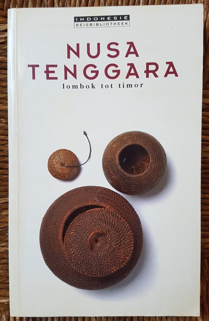 Nusa Tenggara - Indonesië reisbibliotheek - Periplus - IZGST, Boeken, Reisgidsen, Overige merken, Periplus, Ophalen of Verzenden
