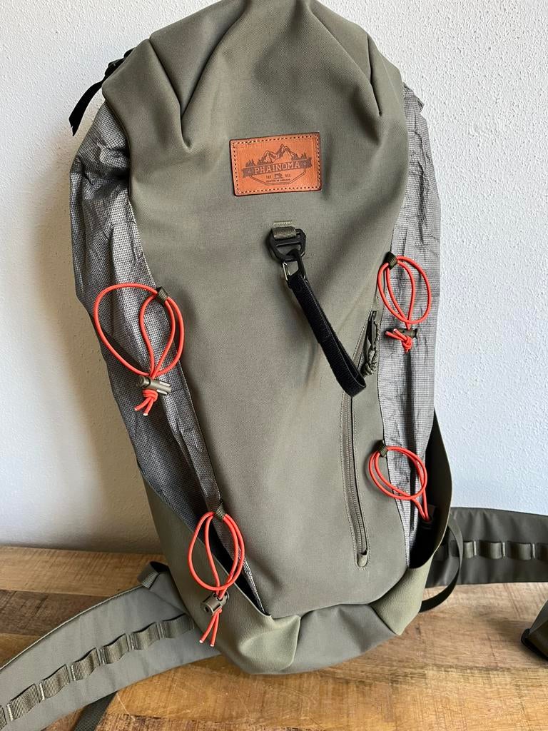 Phainoma Rugzak FLYFISHER (winston hardy c&f vision hatch), Ophalen of Verzenden, Zo goed als nieuw